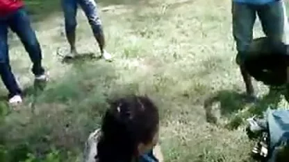 मैं 19yo हूँ सेक्सी मूवी एचडी हिंदी में ... तो पूल द्वारा सींग