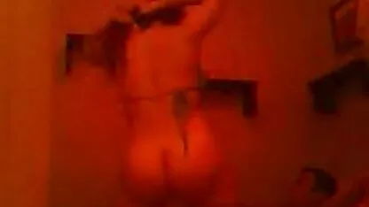 असली सेक्सी हिंदी मूवी एचडी शौकिया किशोर अश्लील कास्टिंग करता है