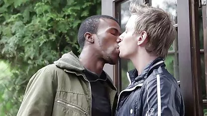 अपनी सेक्सी मूवी एचडी माँ (जॉय) को एमी वेज़ (पूर्ण लंबाई वाली क्लिप) मानें