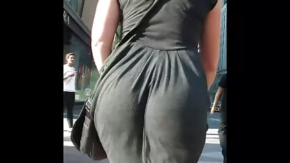 बैंग हिंदी सेक्सी मूवी एचडी वीडियो रियल टीन्स: लिलीज़ ब्लोजॉब पब्लिक जाती है