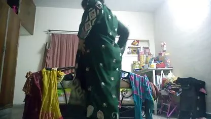 बिग टाइट्स रूसी हिंदी सेक्सी फुल मूवी एचडी परिपक्व R20